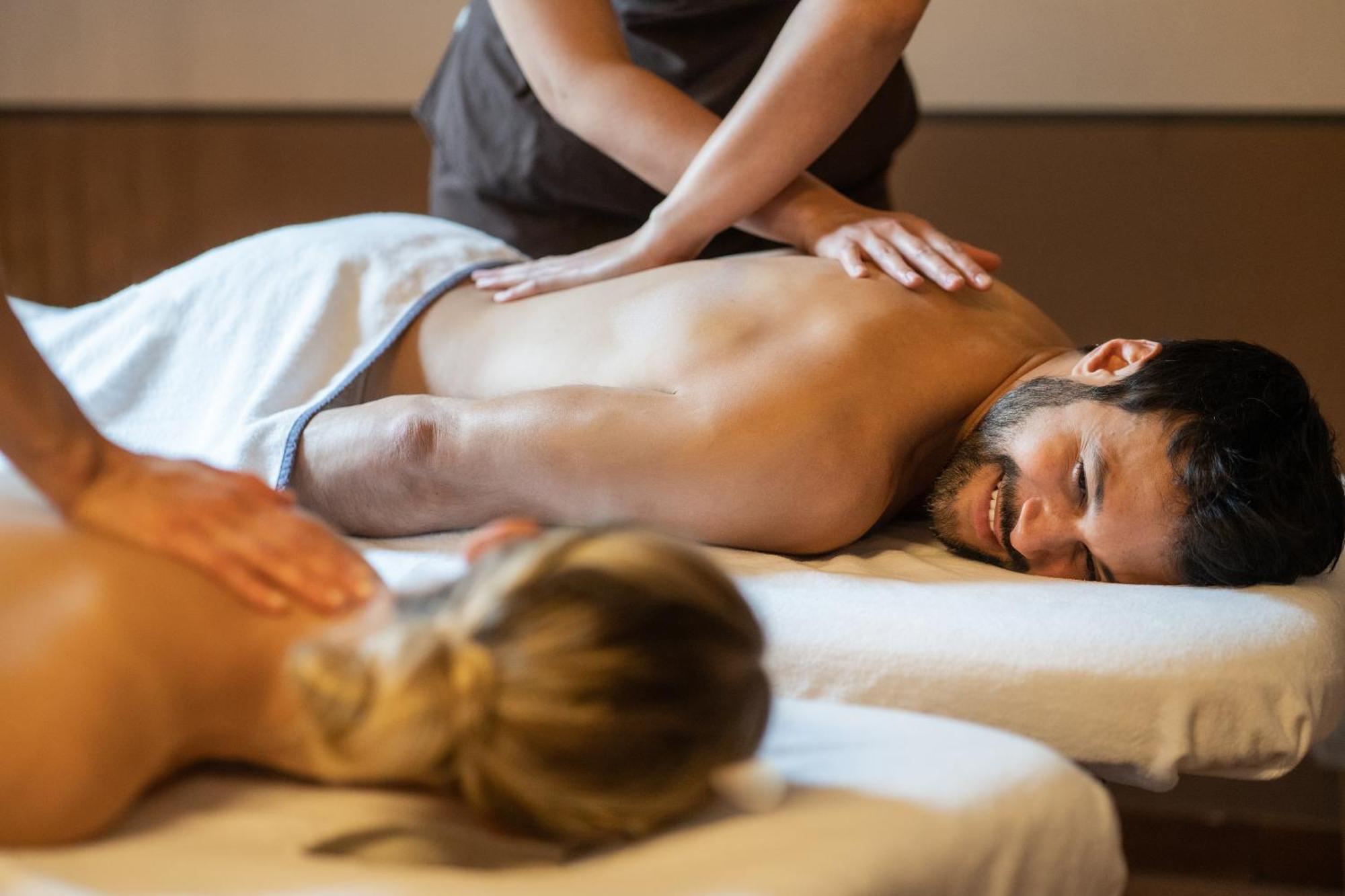 Qc Termeroma Spa And Resort Fiumicino Esterno foto Massage